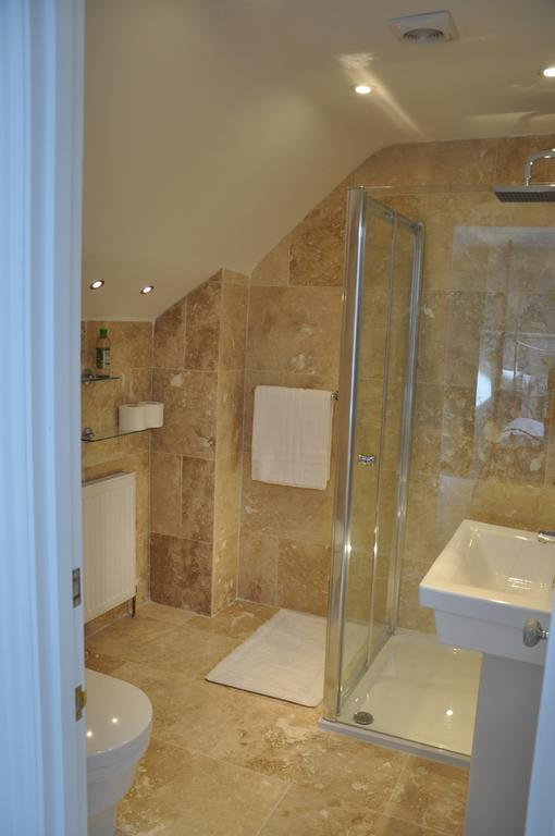 Bove Town House Apartments Glastonbury Room photo